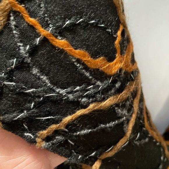 Kathleen Sommers yarn stitched jacket - Picture 5 of 6